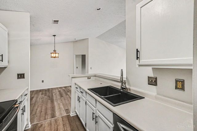 410 Carrington Lane, Loveland, OH 45140