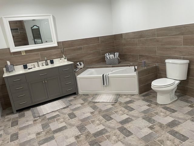 2715 Fayette Street, Lake Station, IN 46405