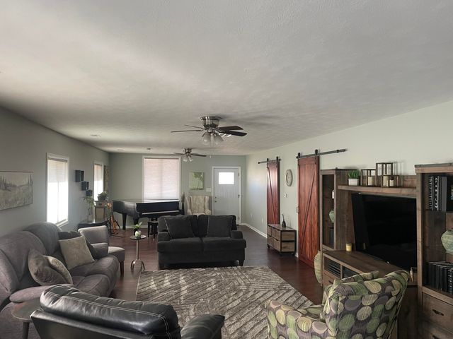 2715 Fayette Street, Lake Station, IN 46405