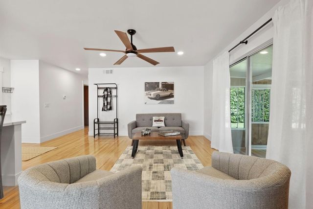 870 Bel Air Ct, Lodi, CA 95240