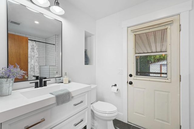 870 Bel Air Ct, Lodi, CA 95240