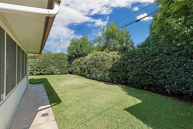 870 Bel Air Ct, Lodi, CA 95240