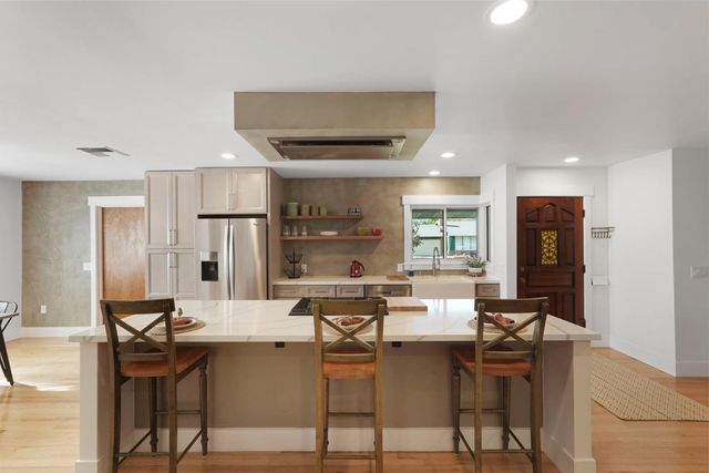870 Bel Air Ct, Lodi, CA 95240