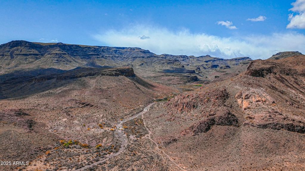 Image 3 of property listing at - W Oatman Highway -- -, Golden Valley, AZ 86413