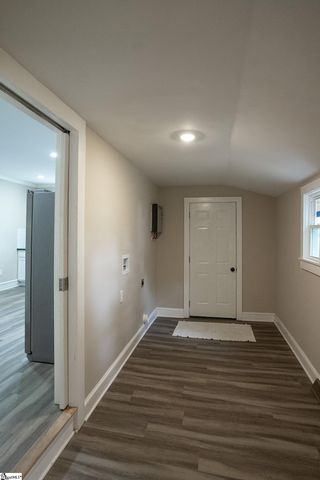 16 Pettee Street, Greenville, SC 29611