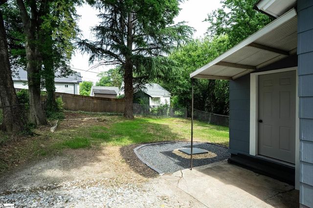 16 Pettee Street, Greenville, SC 29611