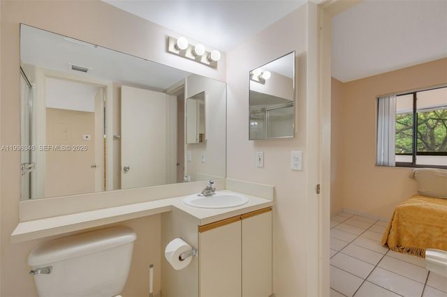 15485 N Miami Lakeway N 208-2, Miami Lakes, FL 33014
