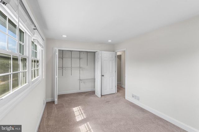 7 OAKEN LN, Hamilton, NJ 08619