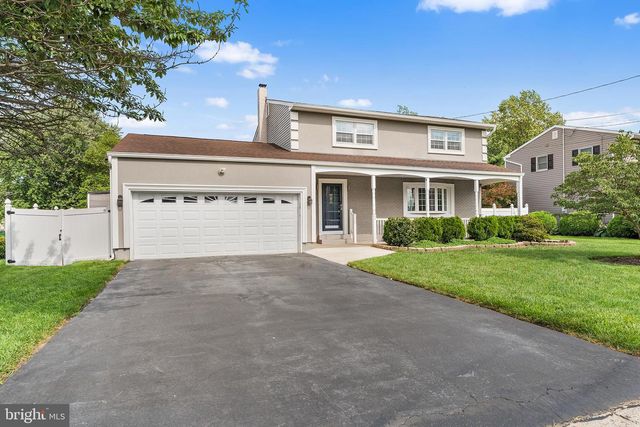 7 OAKEN LN, Hamilton, NJ 08619