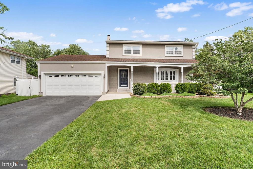 7 OAKEN LN, Hamilton, NJ 08619