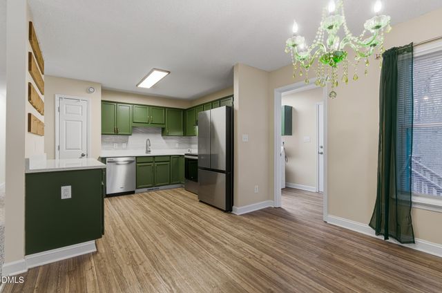 110 Autumn Court, Zebulon, NC 27597