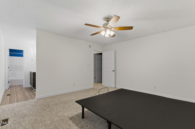 110 Autumn Court, Zebulon, NC 27597