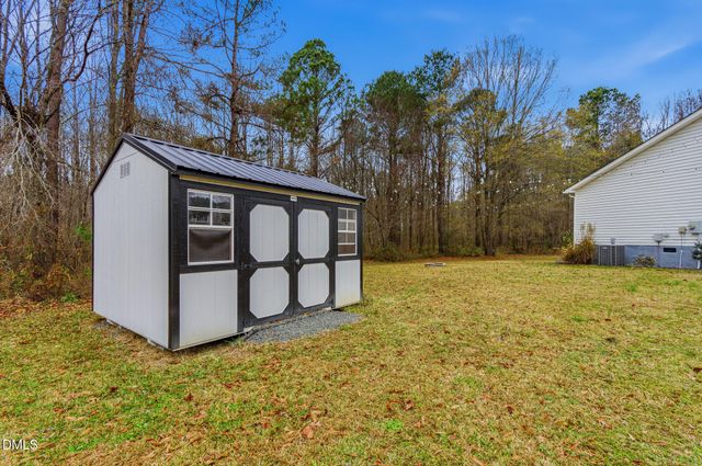 110 Autumn Court, Zebulon, NC 27597