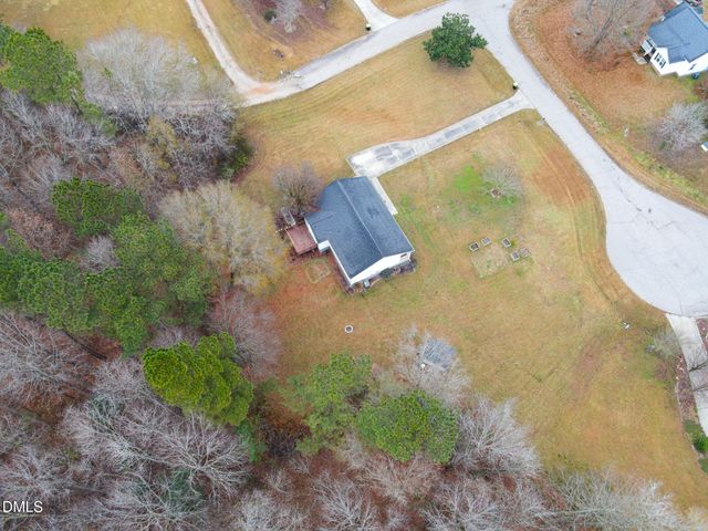 110 Autumn Court, Zebulon, NC 27597