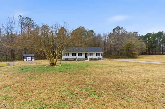 110 Autumn Court, Zebulon, NC 27597