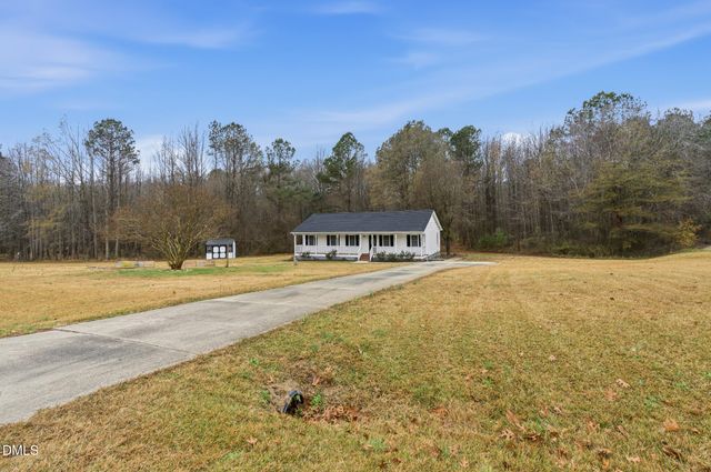 110 Autumn Court, Zebulon, NC 27597