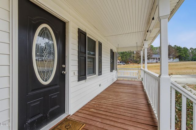 110 Autumn Court, Zebulon, NC 27597