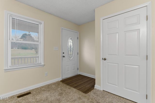 110 Autumn Court, Zebulon, NC 27597