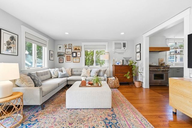 18 Roberts Rd, Medford, MA 02155