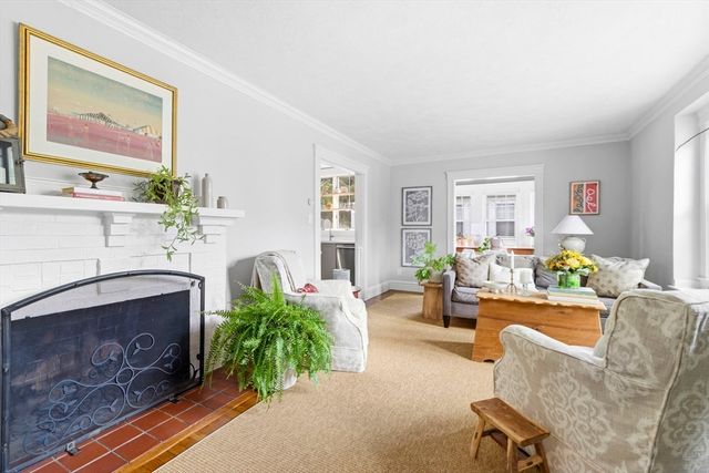 18 Roberts Rd, Medford, MA 02155