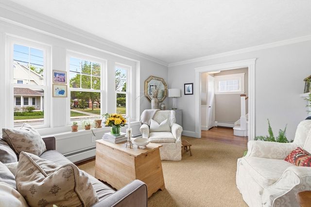 18 Roberts Rd, Medford, MA 02155