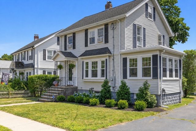 18 Roberts Rd, Medford, MA 02155