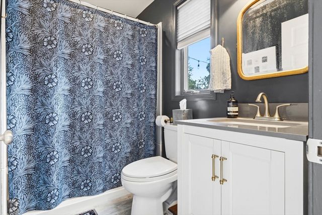 18 Roberts Rd, Medford, MA 02155