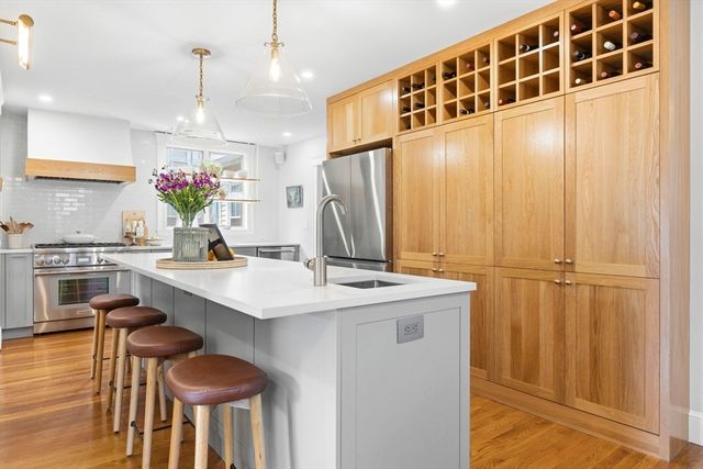 18 Roberts Rd, Medford, MA 02155