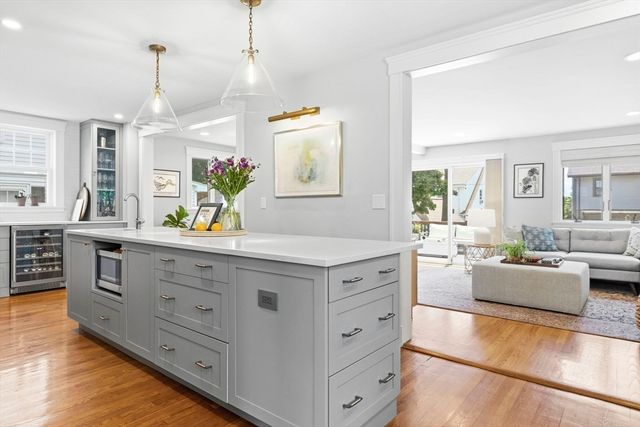 18 Roberts Rd, Medford, MA 02155