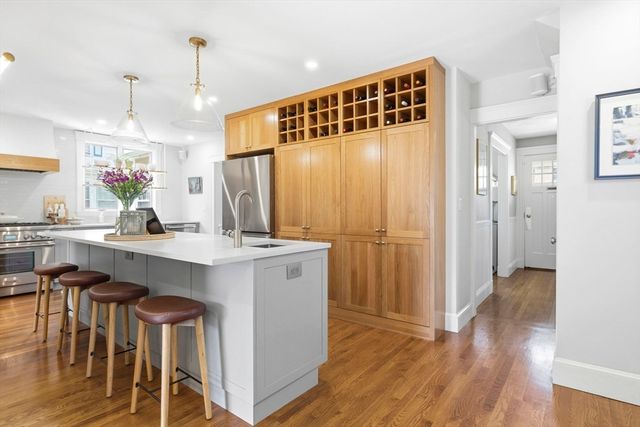 18 Roberts Rd, Medford, MA 02155