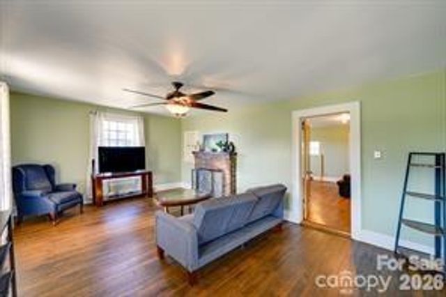 6362 Sherrills Ford Road, Catawba, NC 28609