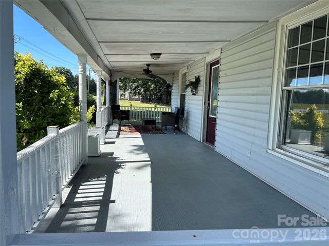 6362 Sherrills Ford Road, Catawba, NC 28609