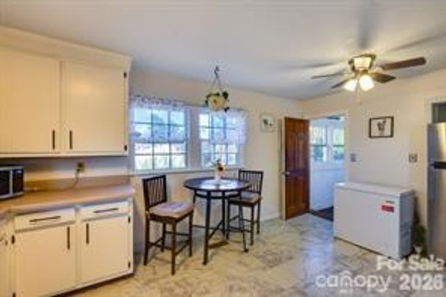 6362 Sherrills Ford Road, Catawba, NC 28609