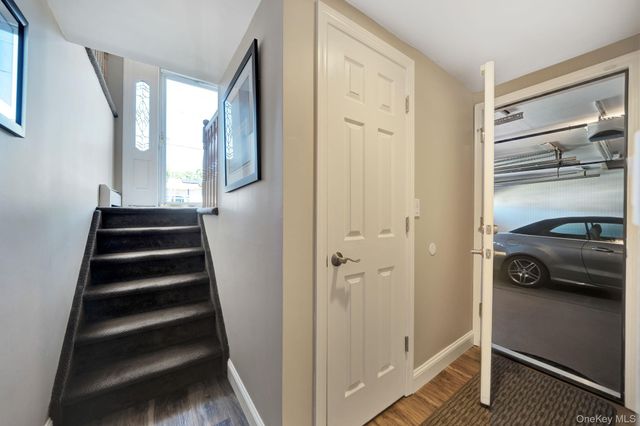 113 N Lewis Avenue, Lindenhurst, NY 11757