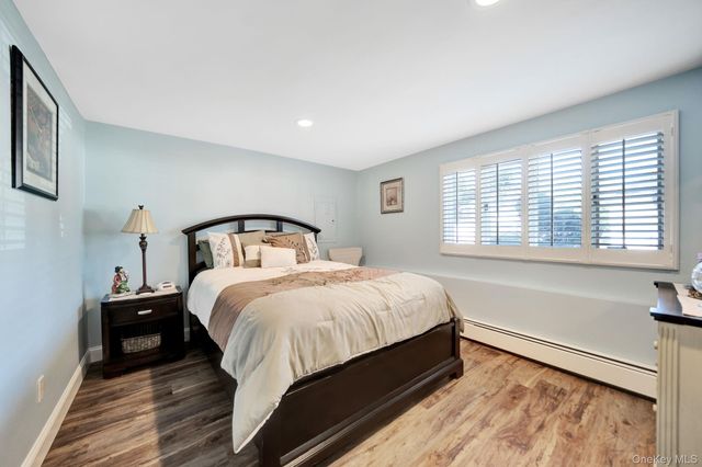113 N Lewis Avenue, Lindenhurst, NY 11757