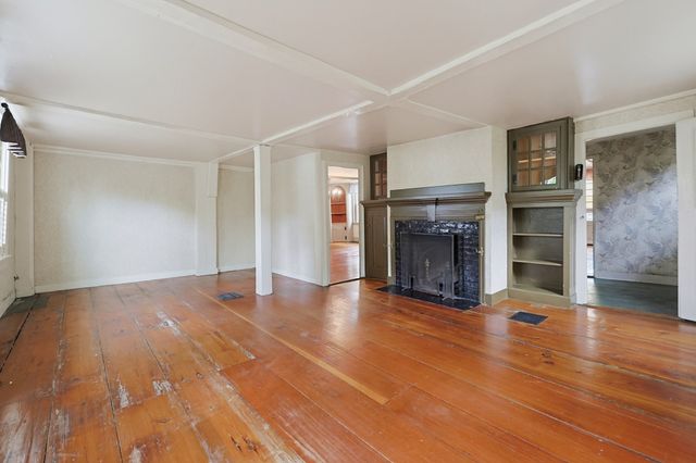 260 State Road, Dartmouth, MA 02747