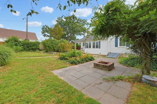 260 State Road, Dartmouth, MA 02747