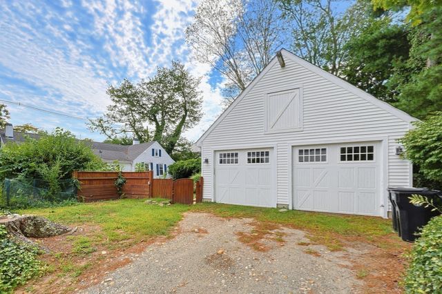 260 State Road, Dartmouth, MA 02747