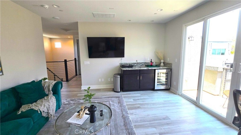 Image 15 of property listing at 533 Daniel Freeman Circle, Inglewood, CA 90301