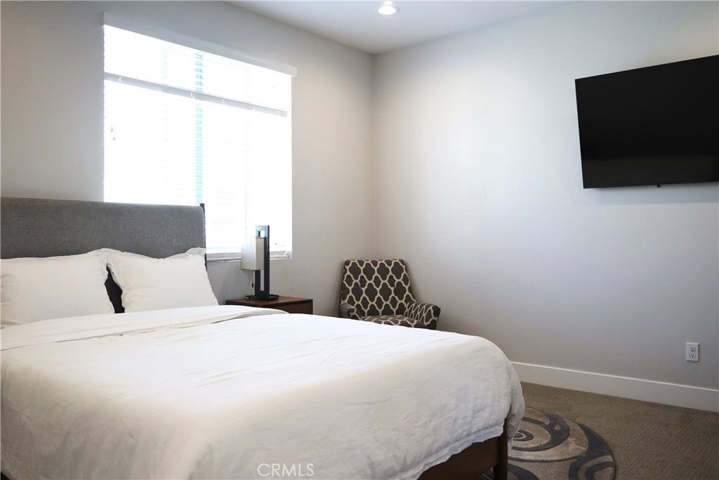 Image 23 of property listing at 533 Daniel Freeman Circle, Inglewood, CA 90301