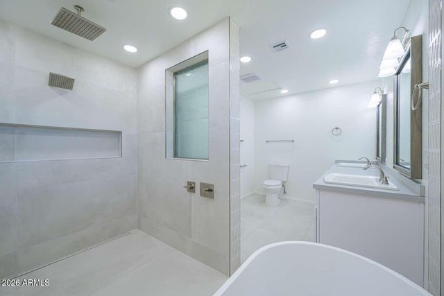 607 W LOS LAGOS VISTA Avenue, Mesa, AZ 85210
