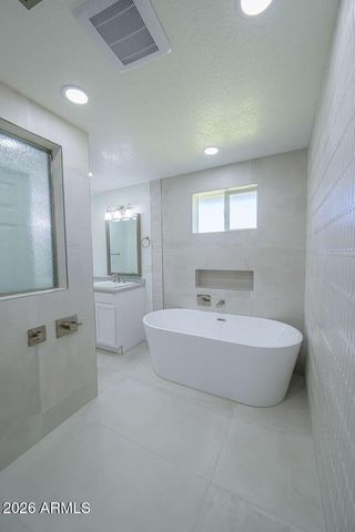 607 W LOS LAGOS VISTA Avenue, Mesa, AZ 85210