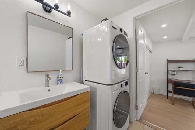 4663 Mangrum Drive, Santa Clara, CA 95054