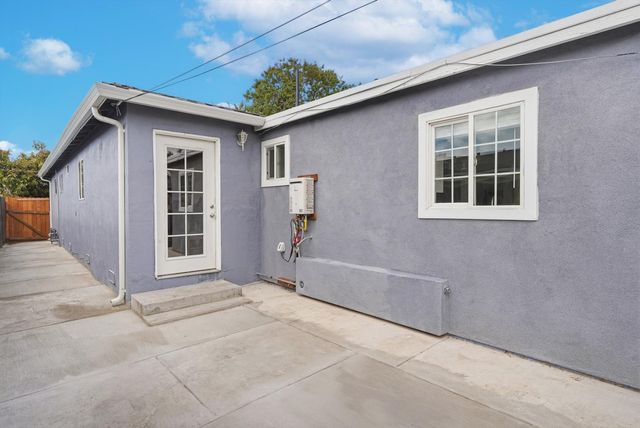 4663 Mangrum Drive, Santa Clara, CA 95054