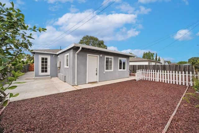 4663 Mangrum Drive, Santa Clara, CA 95054