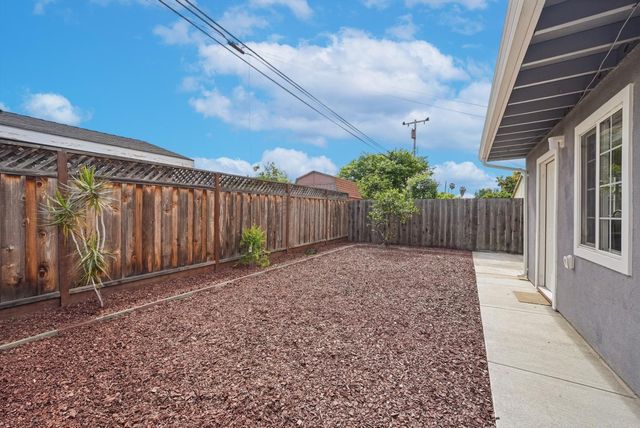 4663 Mangrum Drive, Santa Clara, CA 95054