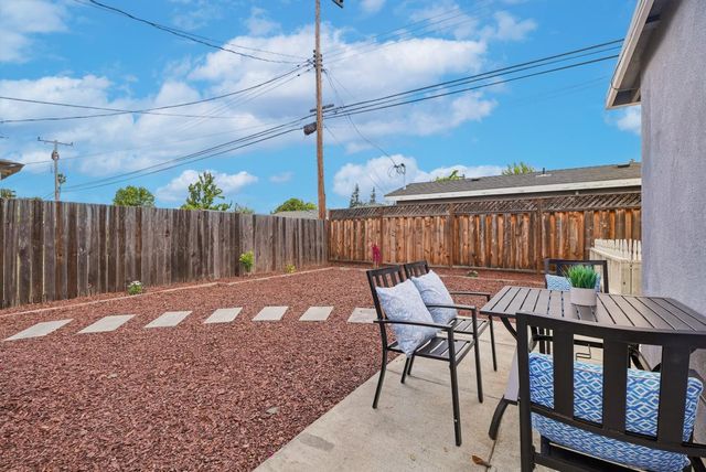 4663 Mangrum Drive, Santa Clara, CA 95054