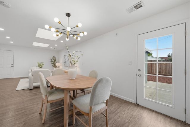 4663 Mangrum Drive, Santa Clara, CA 95054