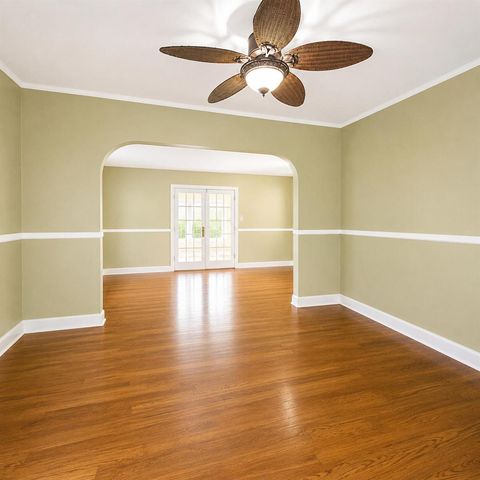 735 FOREST HILL Boulevard, West Palm Beach, FL 33405