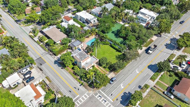 735 FOREST HILL Boulevard, West Palm Beach, FL 33405